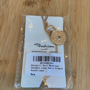 Barogirl | NIP Gold Tone Coin Pendant Round Cahin Simple Layered Necklace